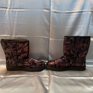 UGG Australia Metallic Camo Shearling Boots – Purple/Black – Women’s 10